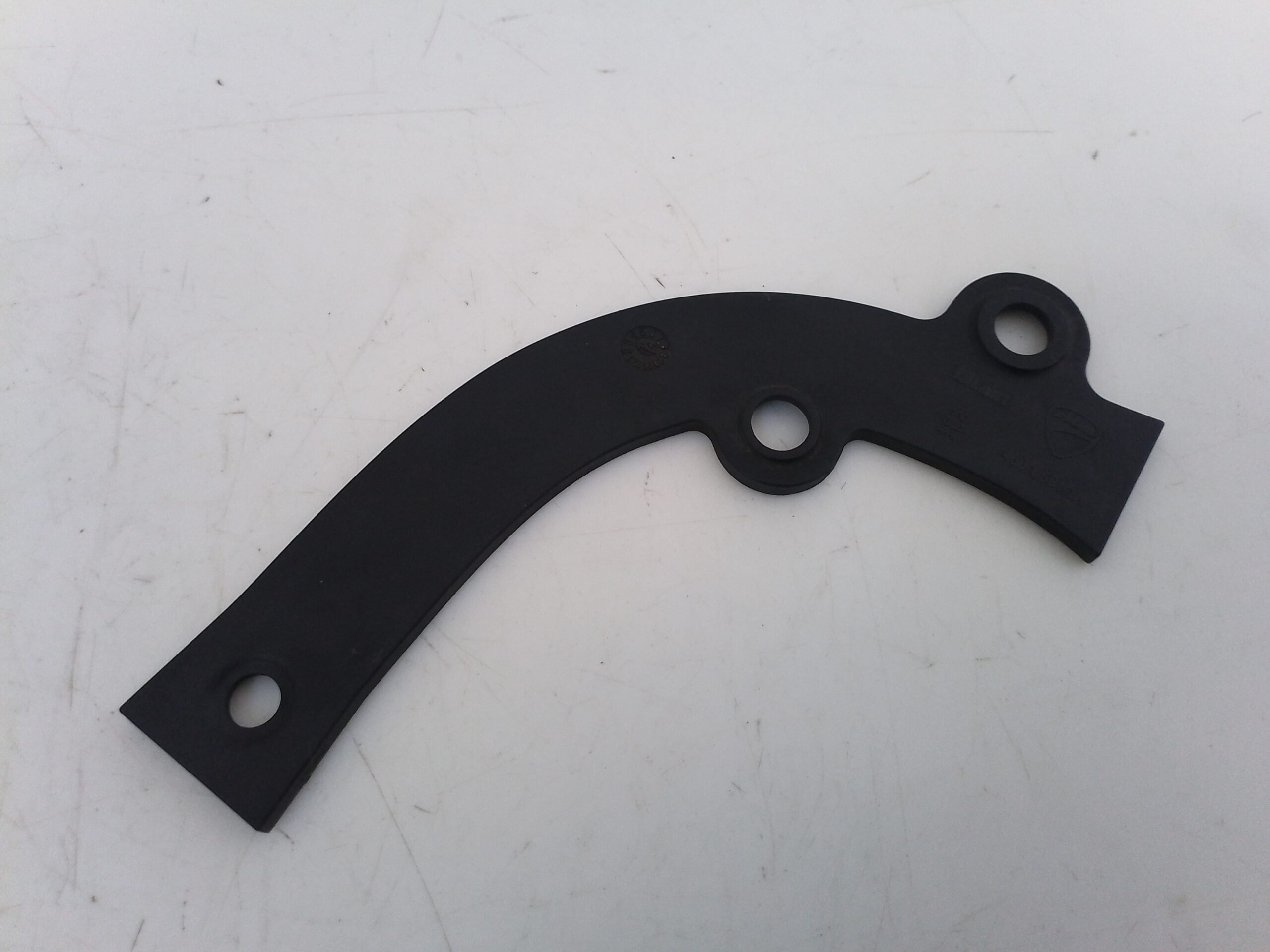DUCATI HYPERSTRADA 821 Plastica coperchio passacavo 46015911a