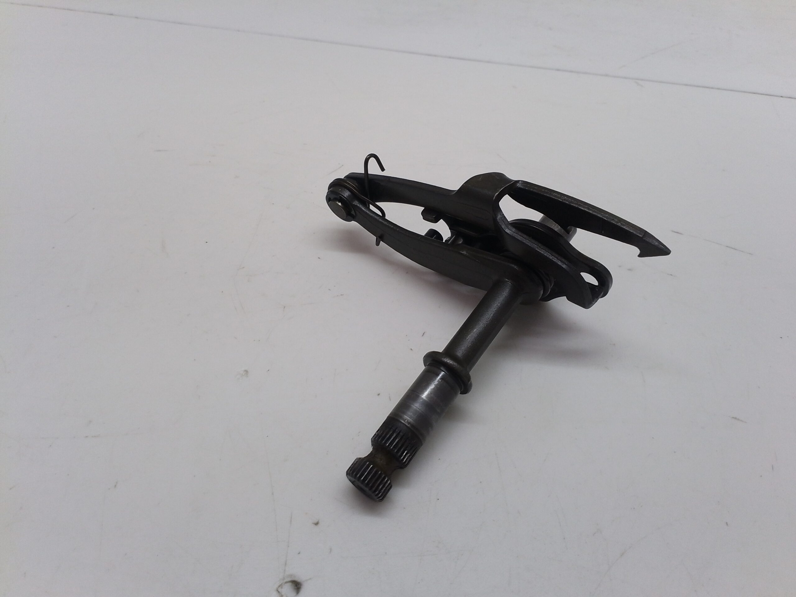 DUCATI HYPERSTRADA 939 Albero selettore marce 82113331A 18020261A