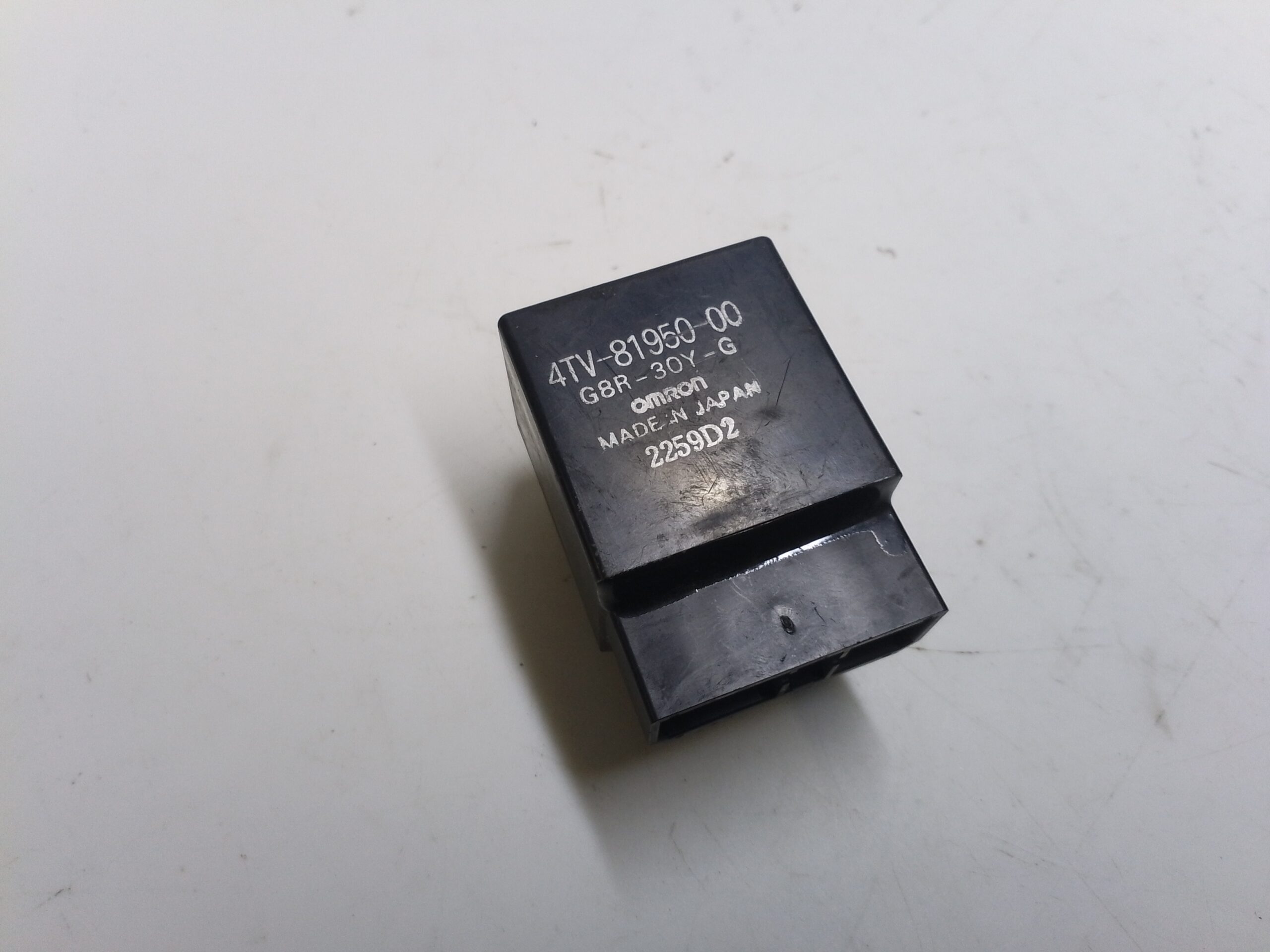 Yamaha Thundercat 600 1997-01 Sensore omron 4vt8195000