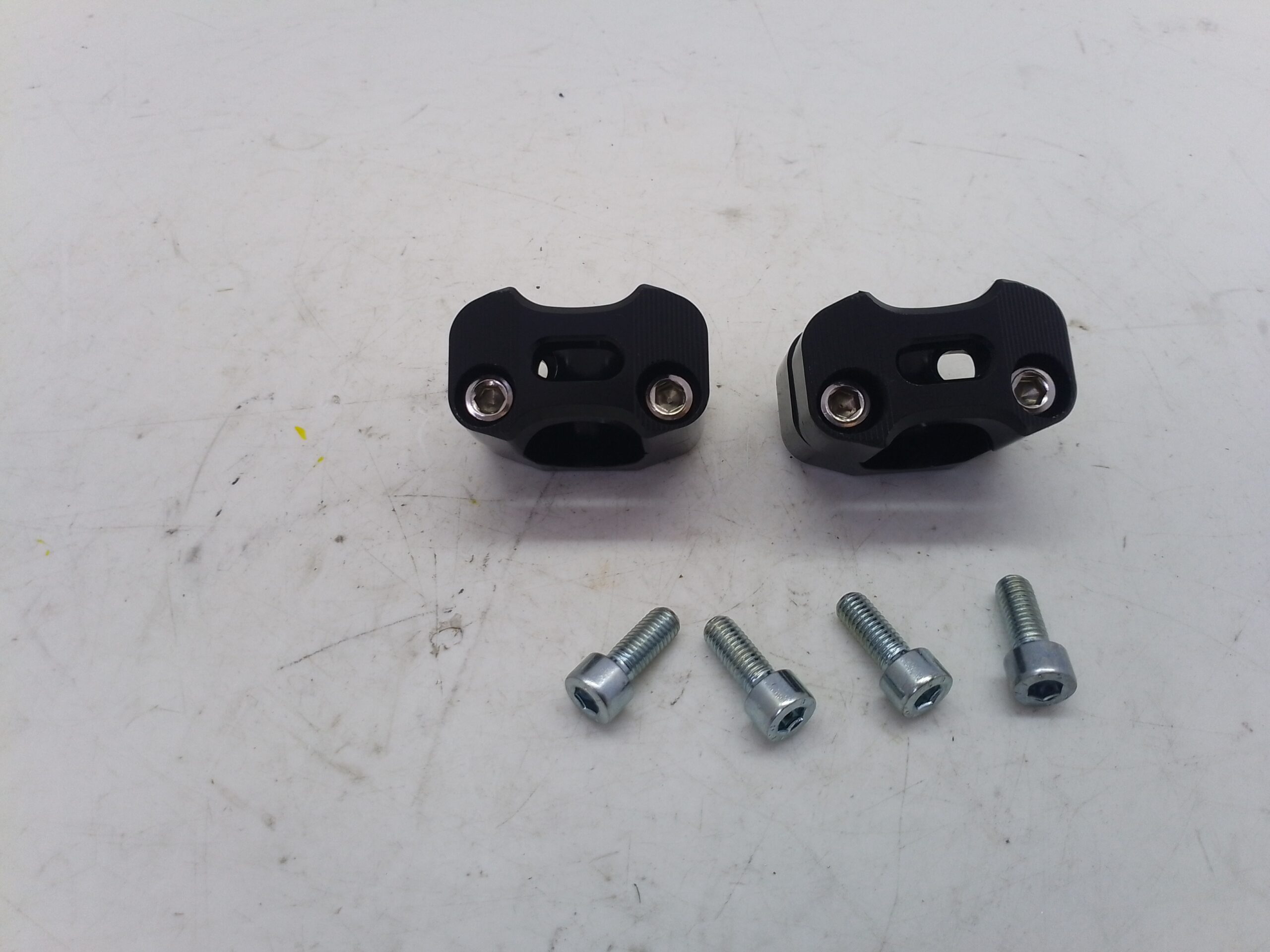 Yamaha XSR 700 Riser manubrio racing