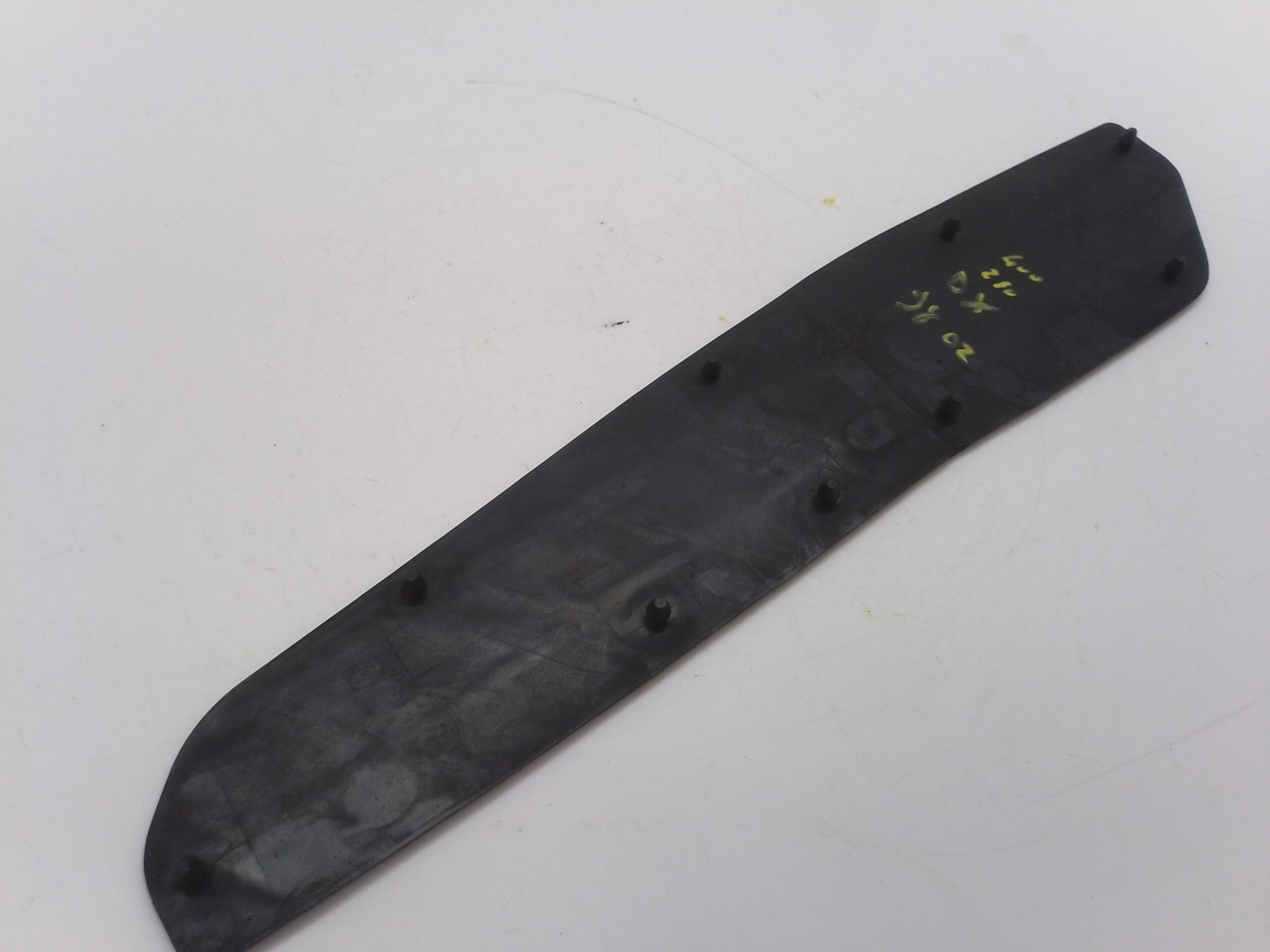 Suzuki Burgman 250 400 98 02 Tappetino anteriore destro  4822114f00