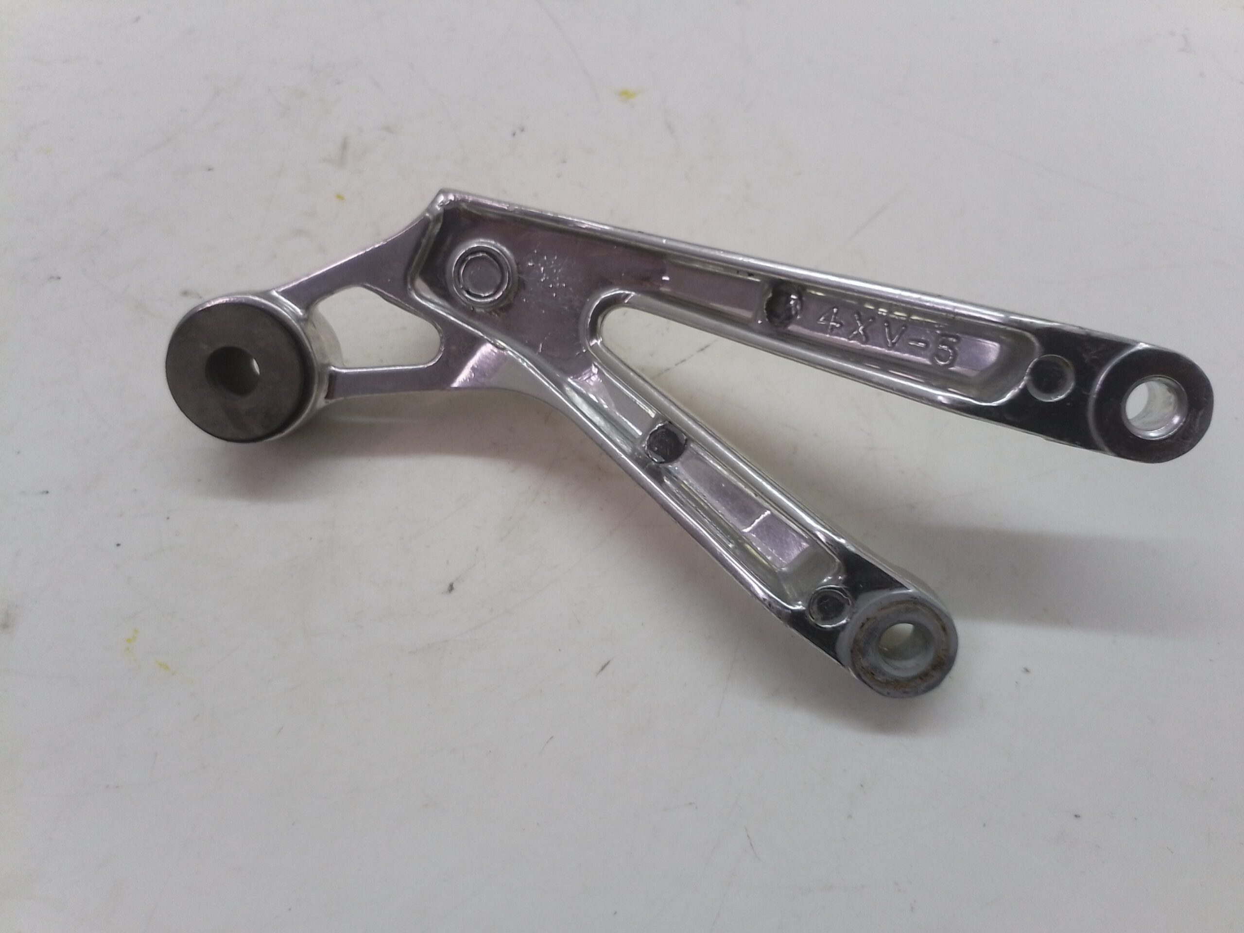 Yamaha R1 99 2000 Pedana posteriore destra  4xv-5
