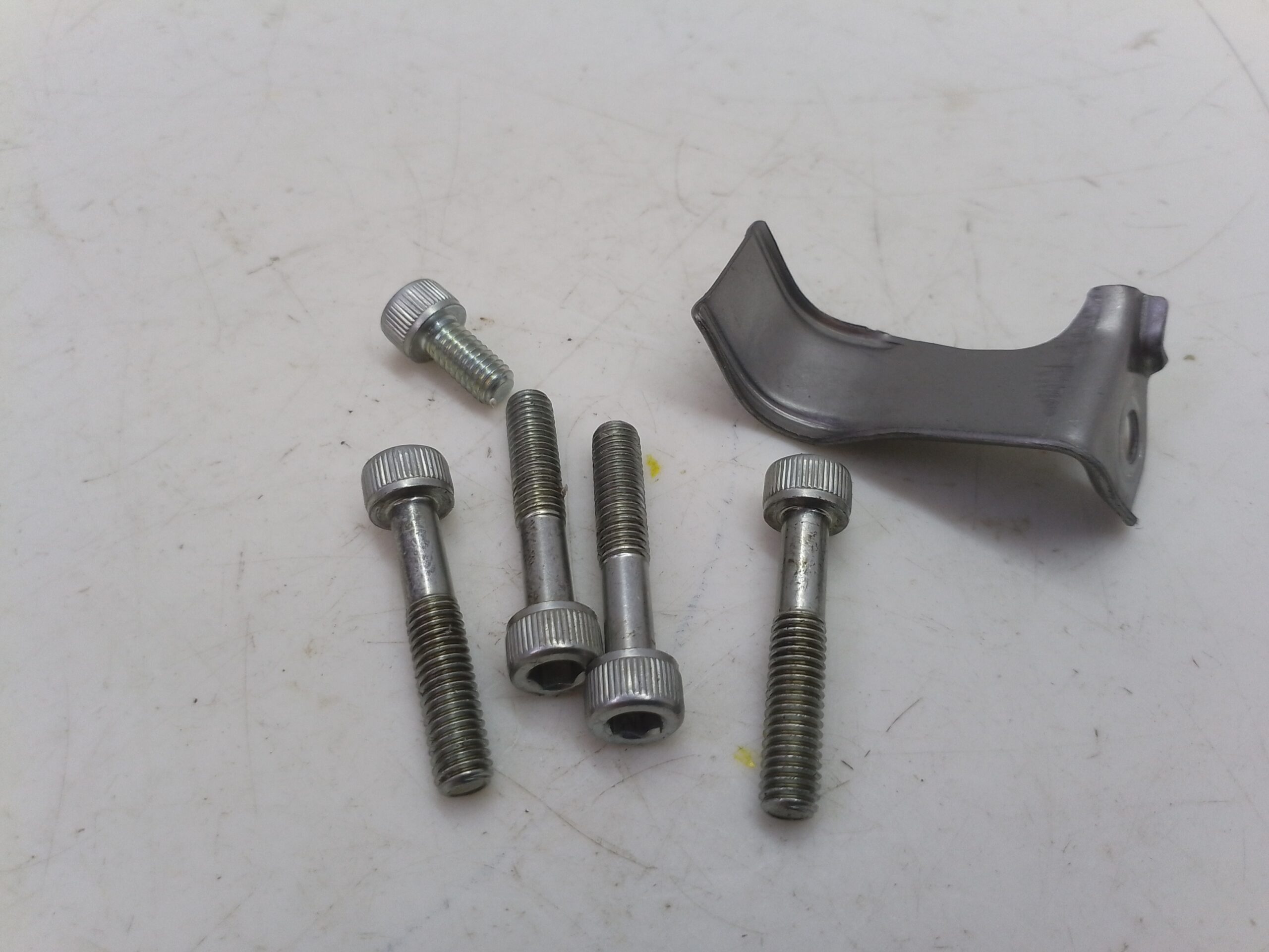 Honda Hornet 600 2003 2004 Viti statore