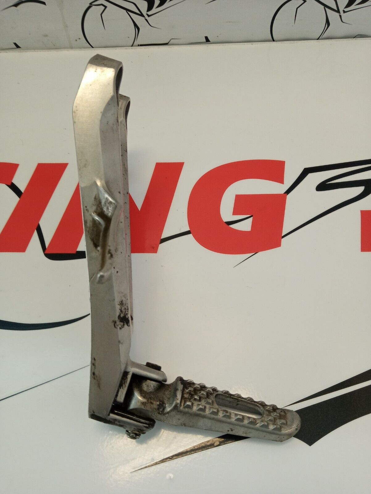 PEDANA POSTERIORE DESTRA HONDA CBR 1000 RR FIREBLADE 2004-2005