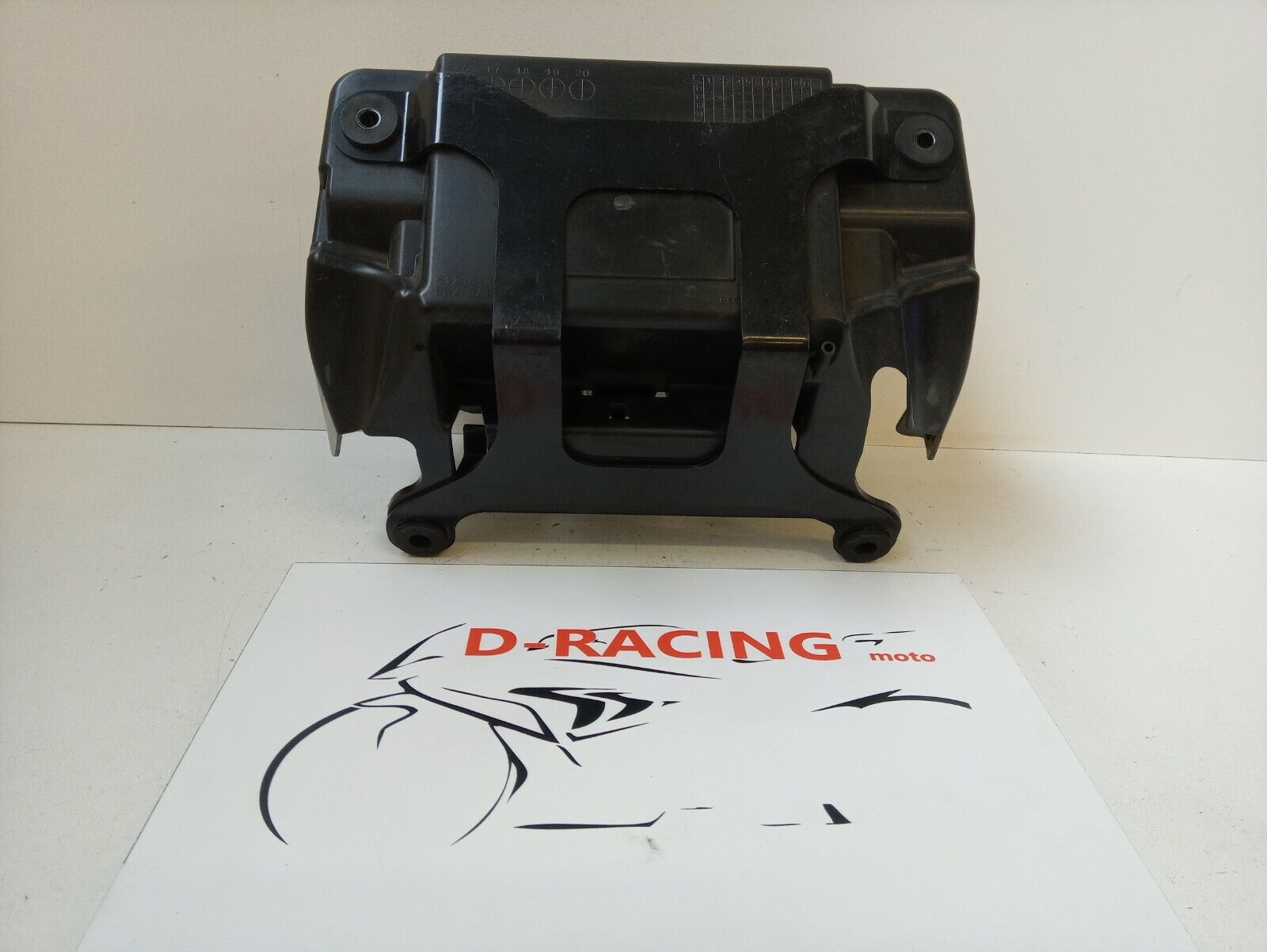 PLASTICA ALLOGGIAMENTO BATTERIA HONDA NC 700 2012-2013 BATTERY HOUSING PLASTIC